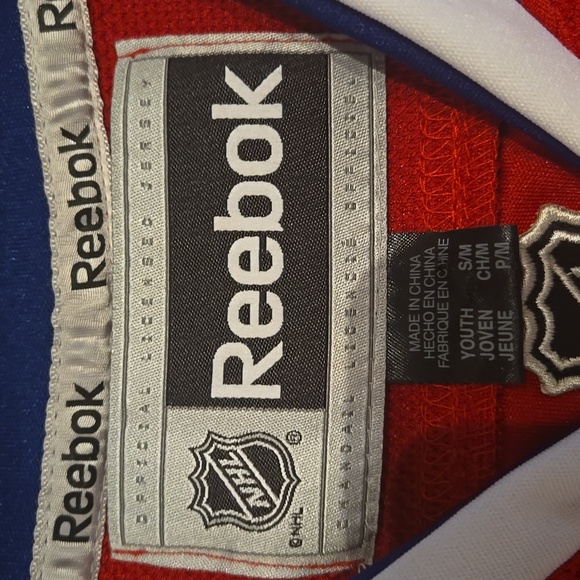 Youth Montreal Canadians Hockey Jersey - Picture 2 of 7